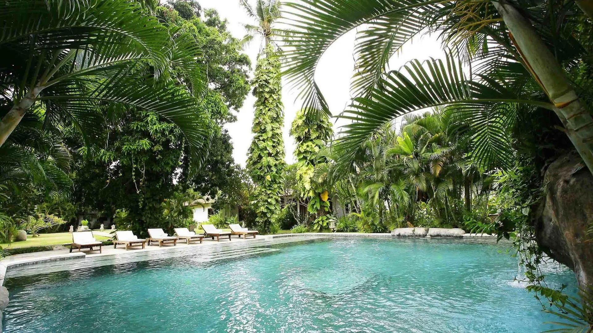 Bali Hidden Paradise Seminyak